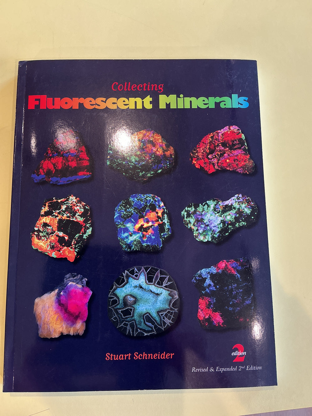 Collecting Fluorescent Minerals