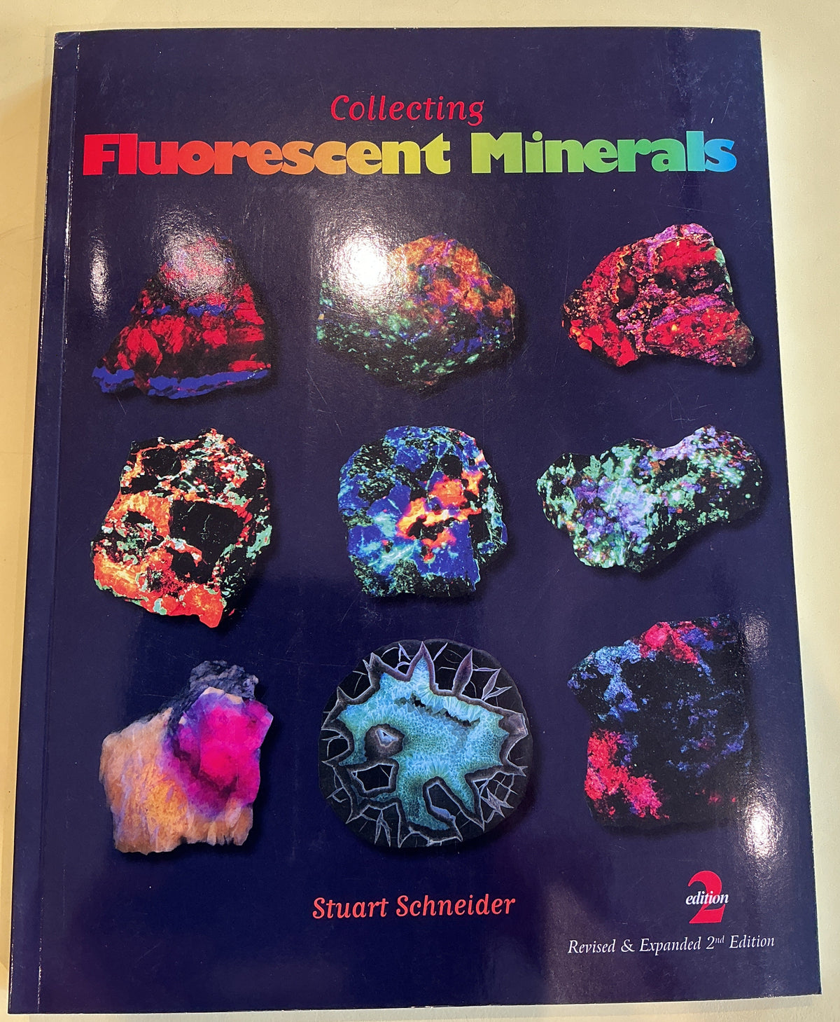 Collecting Fluorescent Minerals