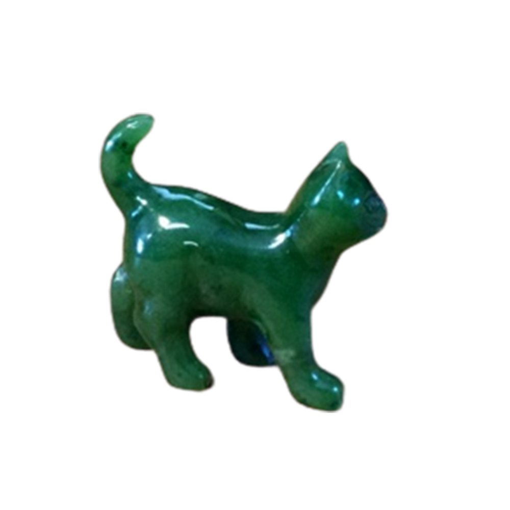 Jade Cat, Walking