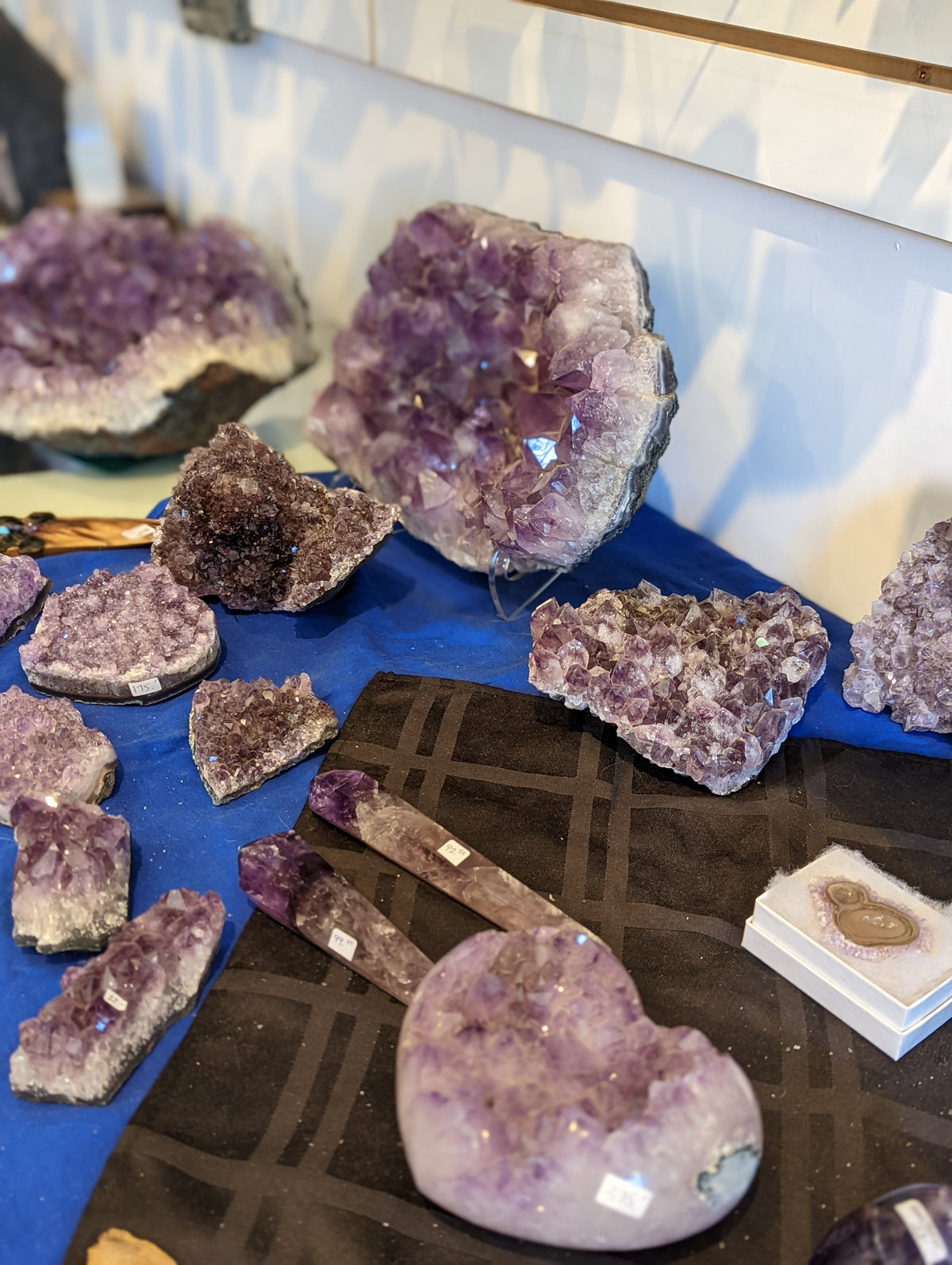 Lakeside Gems Rock Shop Bancroft Ontario Canada Lortone Canada Estwing